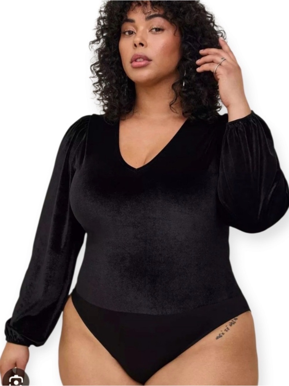 Torrid Stretch Velvet V-Neck Long Sleeve Bodysuit Size 1